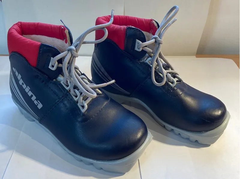 Alpina TR 8 JNR Cross Country Ski Boot Size 30